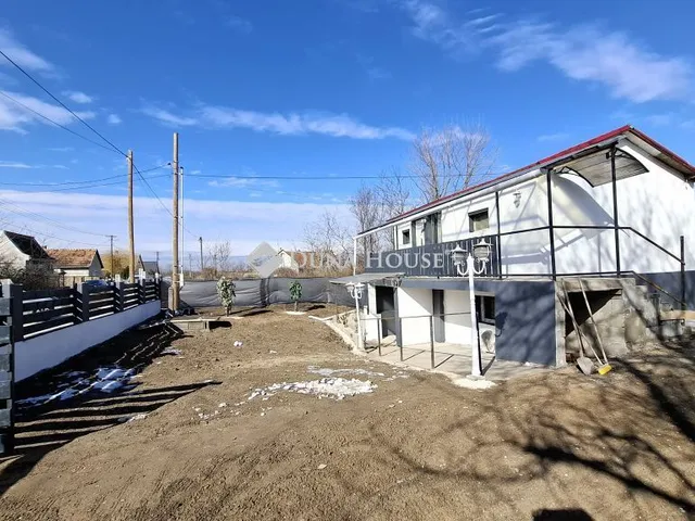 Eladó ház Csörög, Munkácsy Mihály utca 70 nm