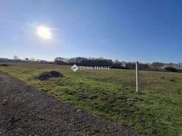 Eladó telek Szolnok, Thököly út 2552 nm