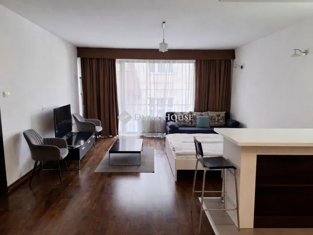 Kiadó lakás Budapest VI. kerület, Ó utca 61 nm