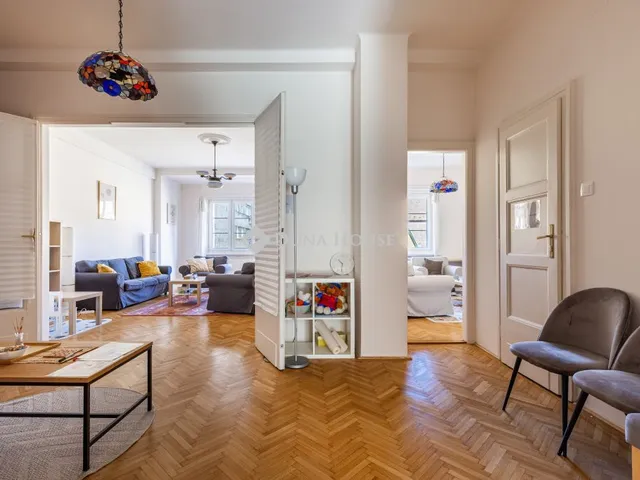 Eladó lakás Budapest II. kerület 97 nm