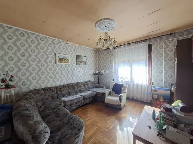 Eladó ház Bag, Petőfi Sándor utca 116 nm