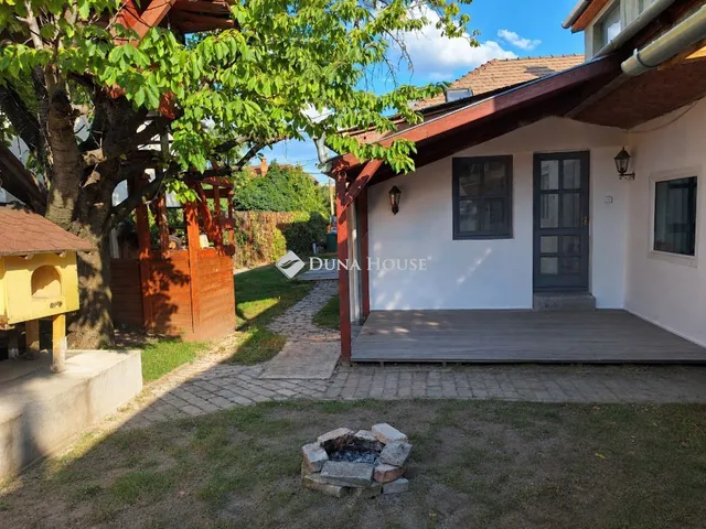 Eladó ház Budapest XX. kerület 276 nm