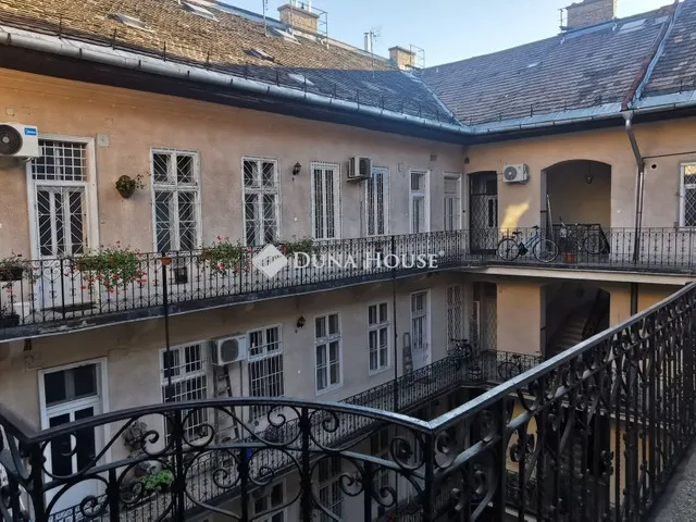 Eladó lakás Budapest VII. kerület 72 nm