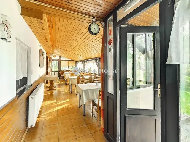 Eladó kereskedelmi és ipari ingatlan Nagykanizsa 186 nm