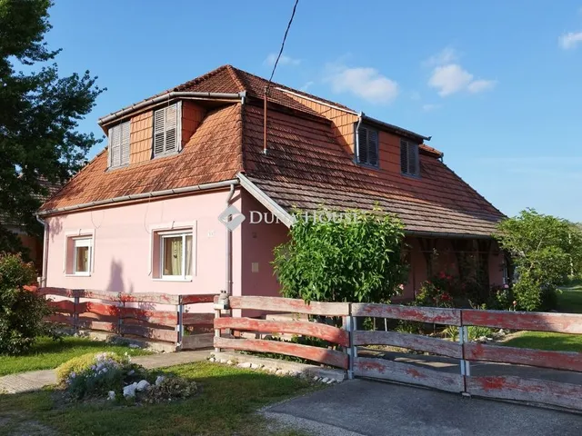Eladó ház Somogyudvarhely 228 nm