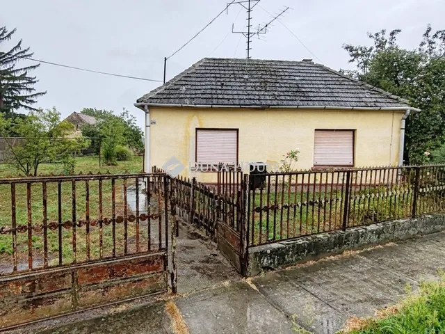 Eladó ház Háromfa 97 nm