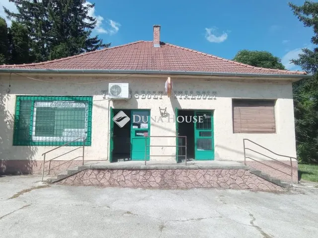 Eladó kereskedelmi és ipari ingatlan Zalaszentjakab 172 nm