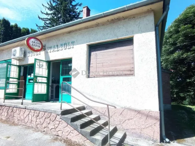 Eladó kereskedelmi és ipari ingatlan Zalaszentjakab 172 nm