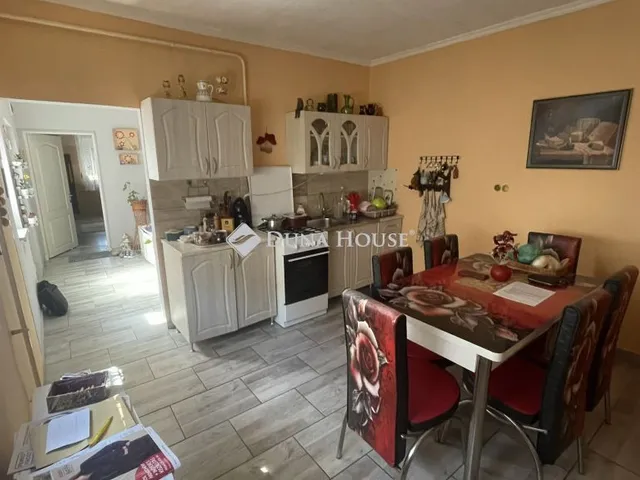 Eladó ház Molnári 40 nm