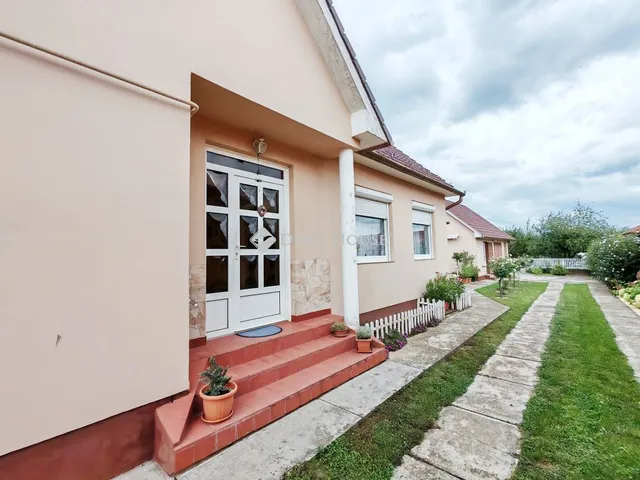 Eladó ház Nagyatád 97 nm