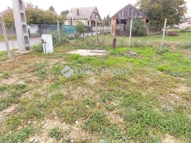 Eladó telek Nagyrécse, Nincs utca 10799 nm