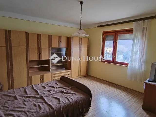 Eladó ház Kistolmács 82 nm