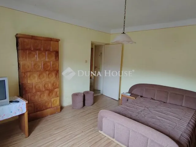 Eladó ház Kistolmács 82 nm