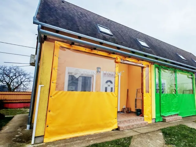 Eladó üdülő és hétvégi ház Gyékényes 88 nm