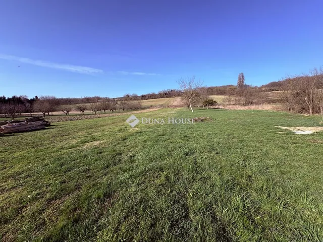 Eladó telek Hahót 2523 nm