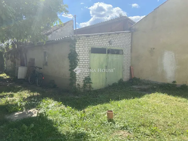 Eladó garázs Nagykanizsa 14 nm