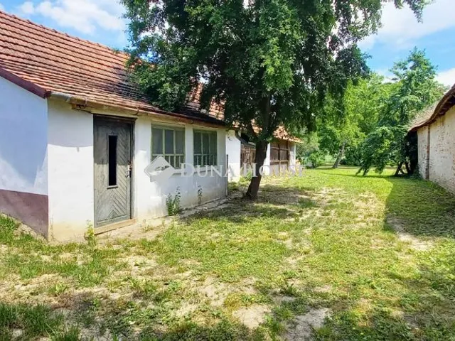 Eladó telek Kilimán 3050 nm