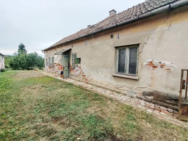 Eladó telek Csurgó 1700 nm