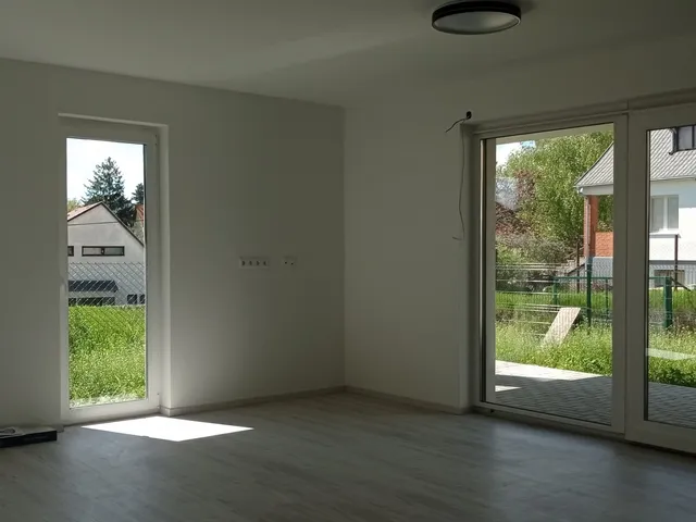 Eladó ház Szentkirályszabadja 82 nm