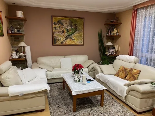 Eladó ház Veszprém 298 nm