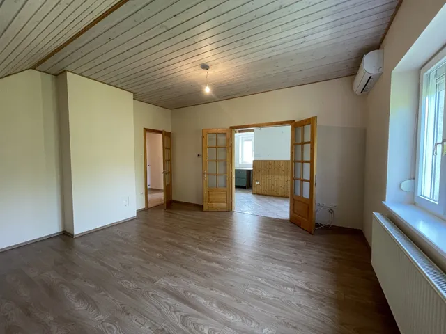 Eladó lakás Veszprém 68 nm