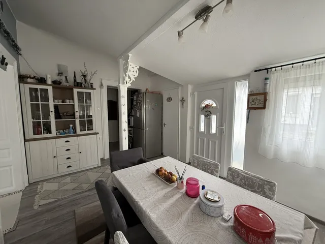 Eladó ház Balatonkenese 130 nm