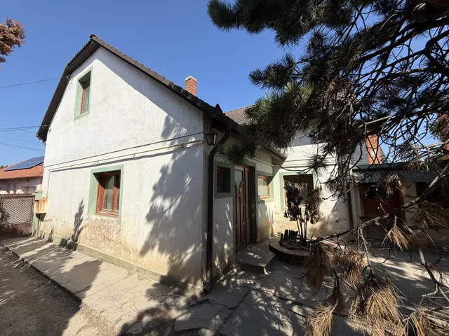 Eladó ház Veszprém 100 nm