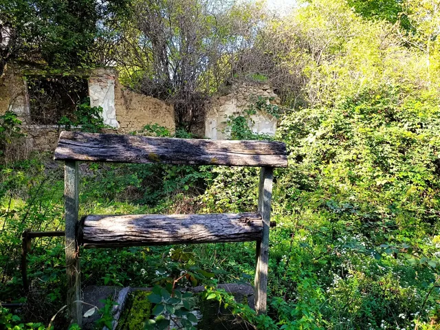 Eladó telek Bakonynána 2007 nm