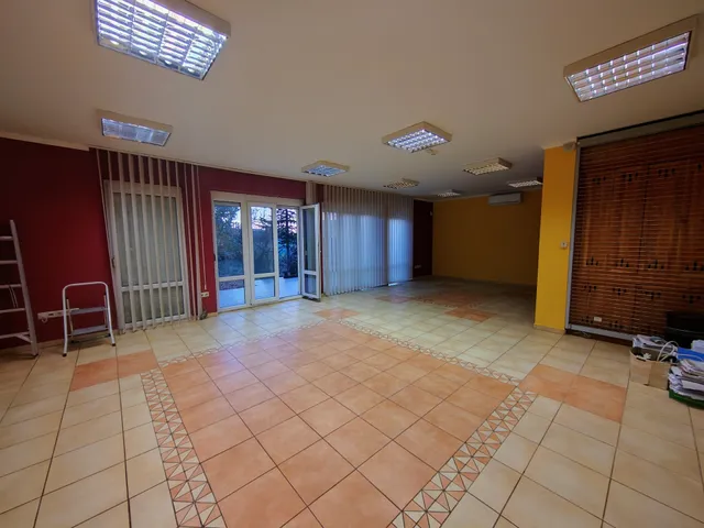 Eladó ház Veszprém 235 nm