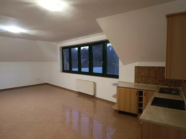 Eladó lakás Veszprém 105 nm