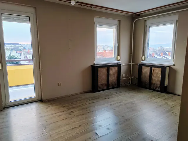 Eladó lakás Veszprém 41 nm