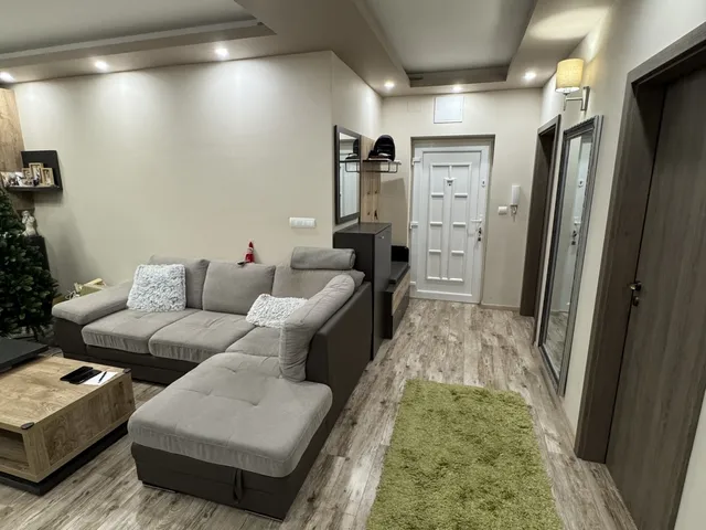 Eladó lakás Veszprém 74 nm