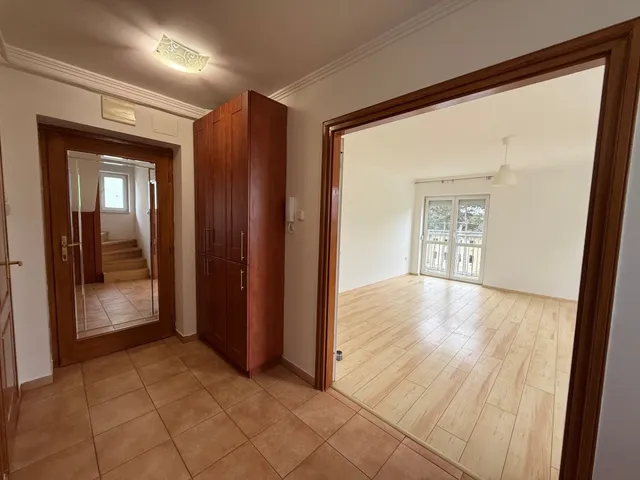 Eladó lakás Veszprém 71 nm