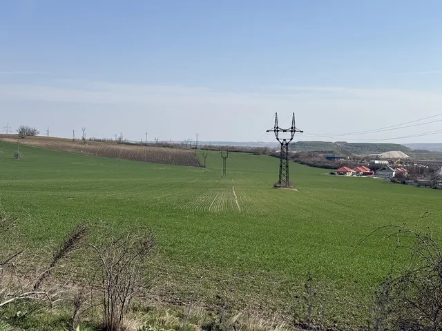 Eladó telek Várpalota 49669 nm