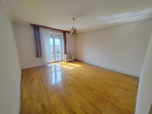 Eladó lakás Várpalota 50 nm