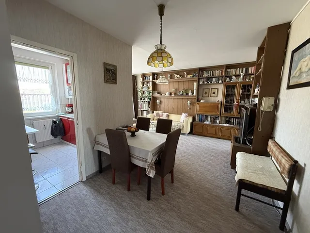 Eladó lakás Várpalota 69 nm