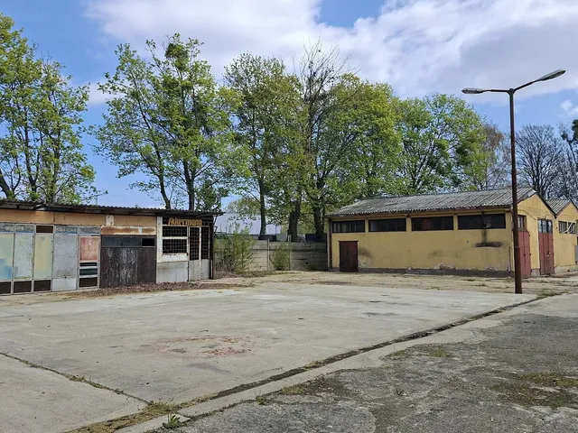 Kiadó kereskedelmi és ipari ingatlan Keszthely, Külső-Zsidi 223 nm