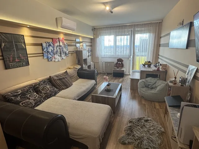 Eladó lakás Veszprém 64 nm