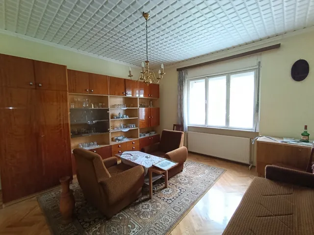 Eladó ház Bakonynána 93 nm