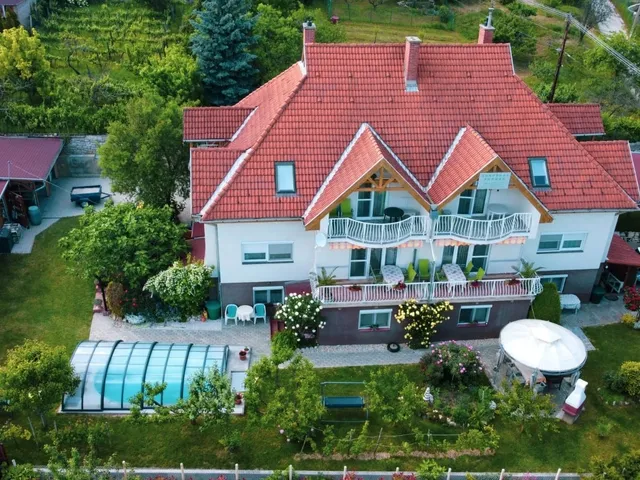 Eladó ház Balatonfüred 500 nm