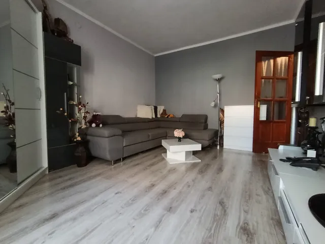 Eladó lakás Várpalota 35 nm