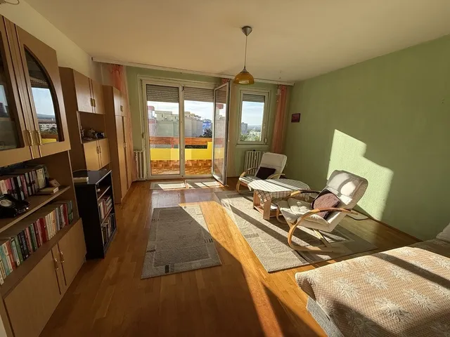 Eladó lakás Veszprém 54 nm