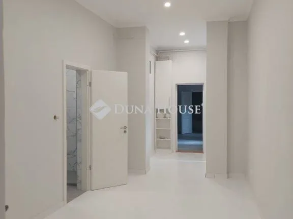 Eladó lakás Budapest VI. kerület 119 nm