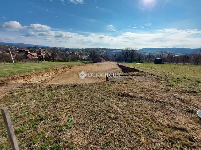 Eladó telek Noszvaj 904 nm