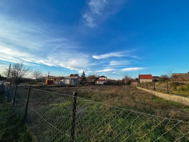 Eladó telek Érd, Kőhalmi utca 1000 nm