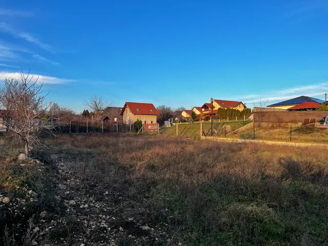 Eladó telek Érd, Kőhalmi utca 1000 nm