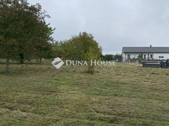 Eladó telek Cserszegtomaj, Akácfa utca 2195 nm