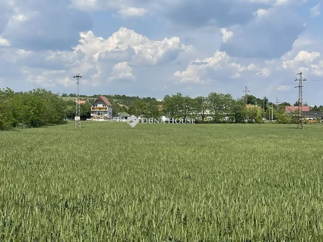 Eladó telek Tárnok 4862 nm