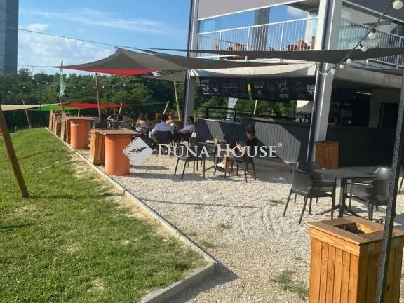 Eladó telek Kőröshegy 4526 nm