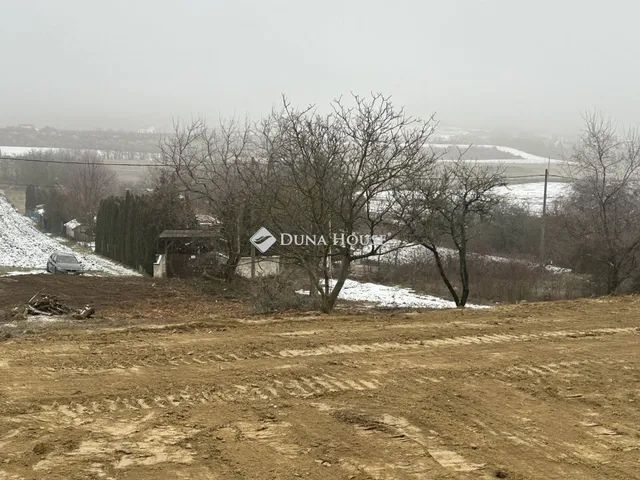Eladó telek Sóskút 1086 nm